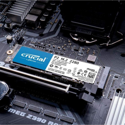 Crucial P2 250 GB (CT250P2SSD8)
