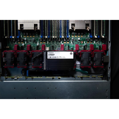 Kingston DC3000ME 3.84 TB (SEDC3000ME/3T8)