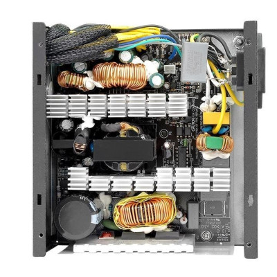 Thermaltake TR2 S 700W (PS-TRS-0700NPCWEU-2)