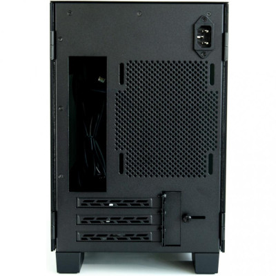 Razer Tomahawk mini-ITX ARGB (RC21-01400100-R3M1)