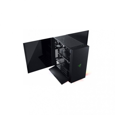 Razer Tomahawk ATX ARGB (RC21-01420100-R3M1)