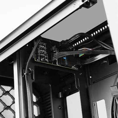 Antec Dark Cube (0-761345-80034-1)