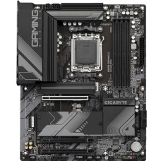 Gigabyte B650 GAMING X