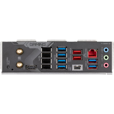 GIGABYTE X670 GAMING X AX