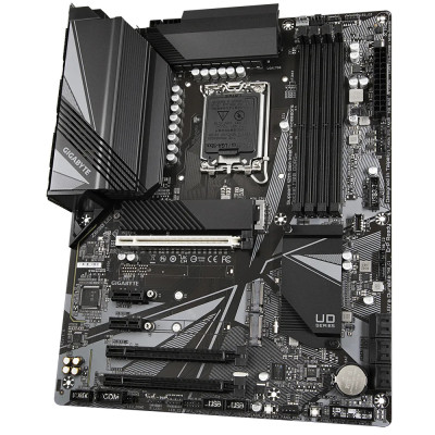 GIGABYTE Z690 UD