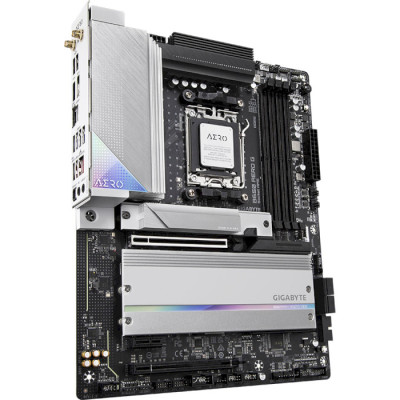 Gigabyte B650 AERO G
