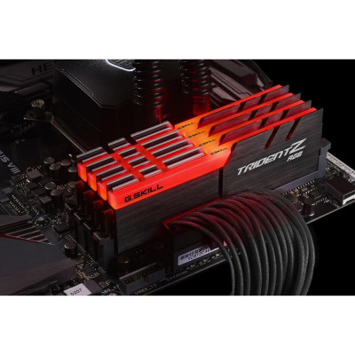 G.Skill 32 GB (2x16GB) DDR4 3200 MHz Trident Z (F4-3200C16D-32GTZR)
