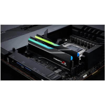 G.Skill 32 GB (2x16GB) DDR5 6400 MHz Trident Z5 Neo RGB (F5-6400J3039G16GX2-TZ5NR)