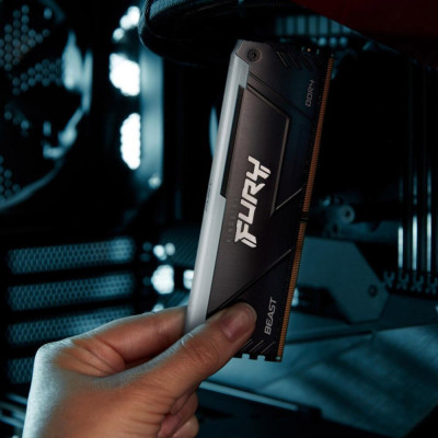 Kingston FURY 8 GB DDR4 3200 MHz Beast RGB (KF432C16BB2A/8WP)