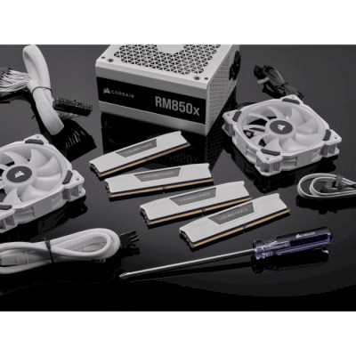 Corsair 32GB (2x16GB) DDR5 5600MHz Vengeance (CMK32GX5M2B5600C36W)