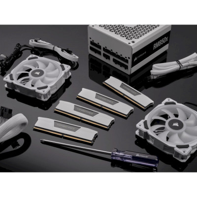 Corsair 32GB (2x16GB) DDR5 5600MHz Vengeance (CMK32GX5M2B5600C36W)