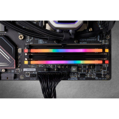 Corsair 32 GB (2x16GB) DDR4 3600 MHz Vengeance RGB Pro Black (CMW32GX4M2Z3600C18)