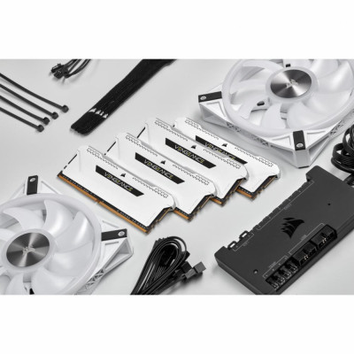 Corsair 16 GB (2x8GB) DDR4 3600 MHz Vengeance RGB Pro SL White (CMH16GX4M2D3600C18W)