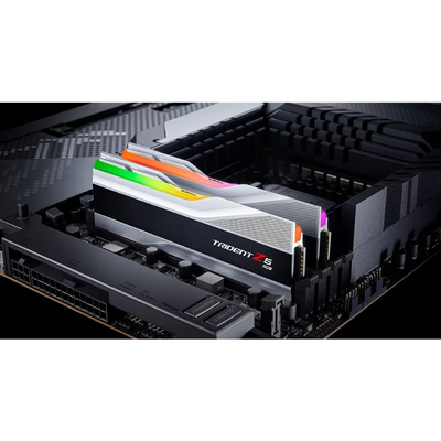 G.Skill 32 GB (2x16GB) DDR5 5200 MHz Trident Z5 RGB (F5-5200J4040A16GX2-TZ5RS)