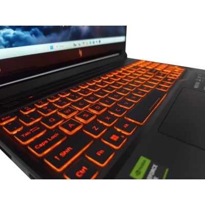 Acer Nitro V 16 AI ANV16-42-R309 (NH.U2NAA.001)