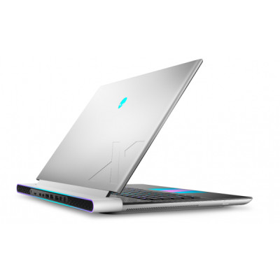 Alienware x16 R1 (useahbtsx16r1rplgjzk)