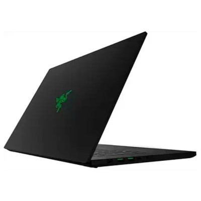 Razer Blade 15 (RZ09-0485ZED4-R3U1)
