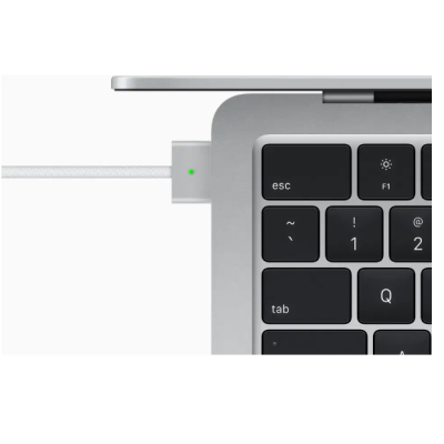 Apple MacBook Air 13,6