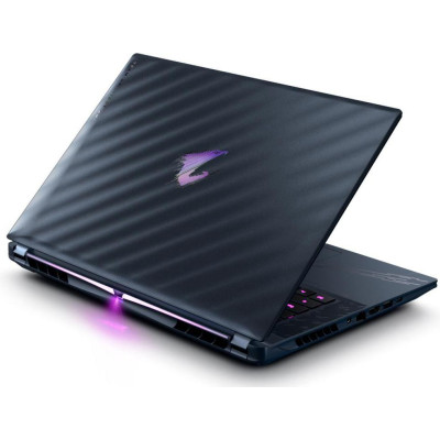 GIGABYTE Aorus MASTER 16 (AORUS_16_BYHC5UAE65S)