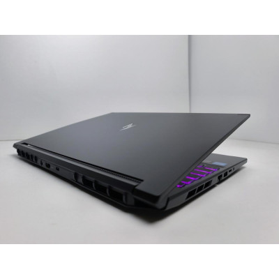 Acer Nitro V 16S ANV16S-71-71T5 (NH.U24AA.005) Custom Win11Pro