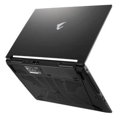 GIGABYTE AORUS 5 SE4 (SE4-73US213SH)