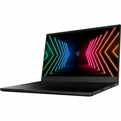 Razer Blade 15 (RZ09-0409AED3-R3U1)