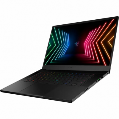 Razer Blade 15 (RZ09-0409AED3-R3U1)