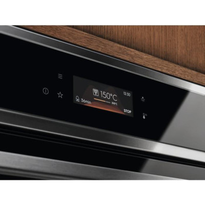 Electrolux EOE8P38X
