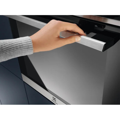Electrolux EOE8P39WX