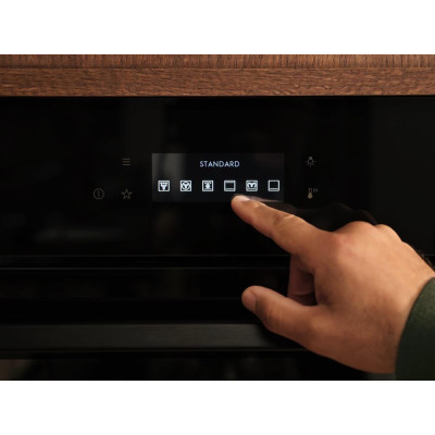 Electrolux EOE8P39H