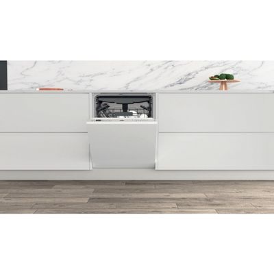 Whirlpool WIC 3C33 F