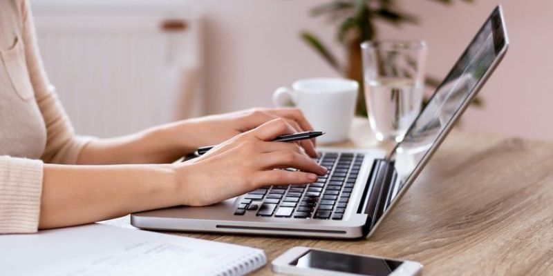 ultrabuk-otlichaetsya-noutbuka